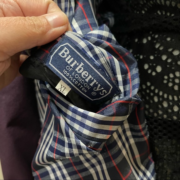 Authentic Burberry Reversible Jacket - Picture 12 of 17
